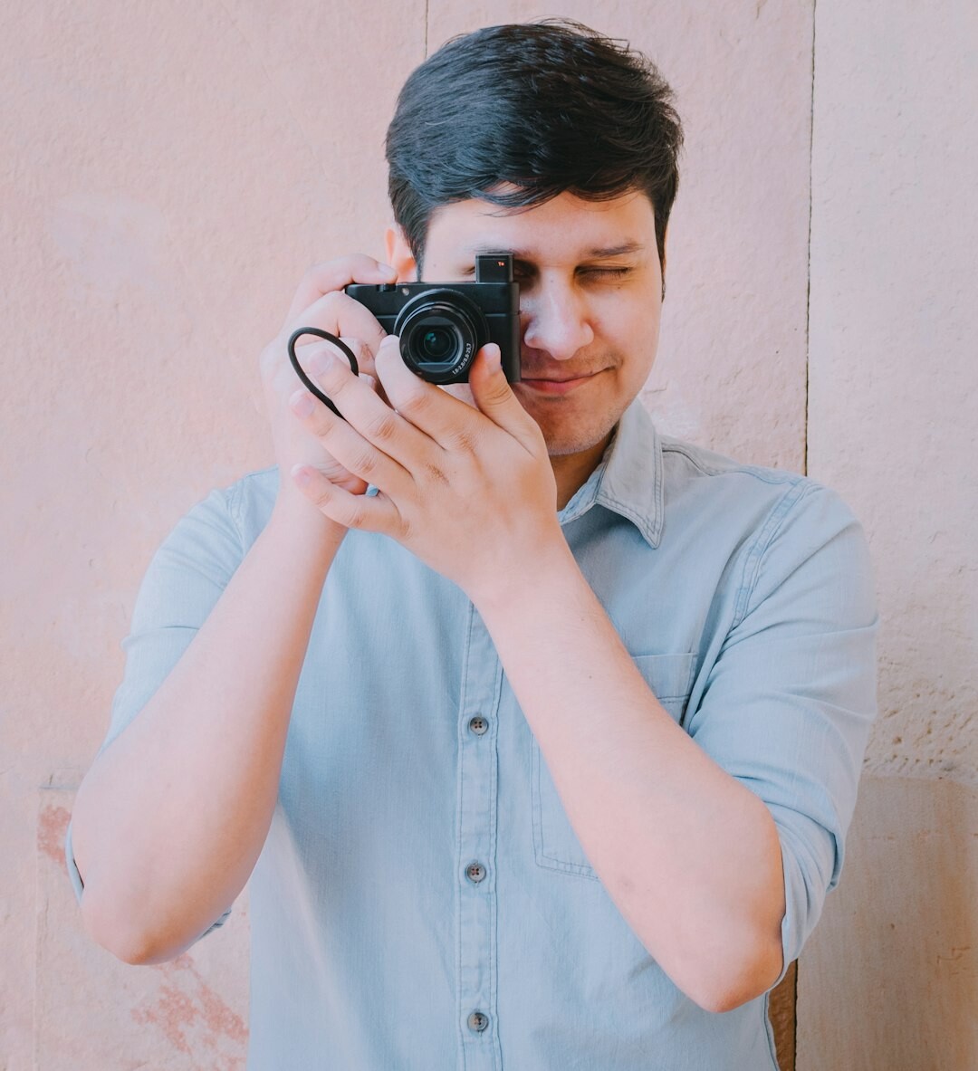 Portrait of a young Mapuche photographer and researcher